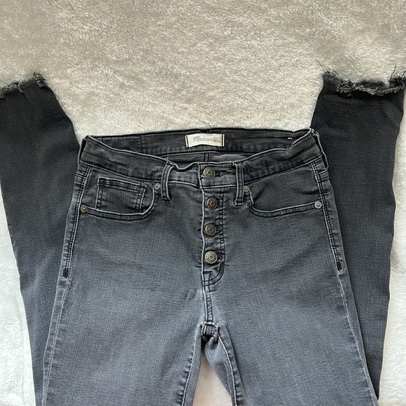 Madewell Skinny Jeans- Black - Picture 2 of 3